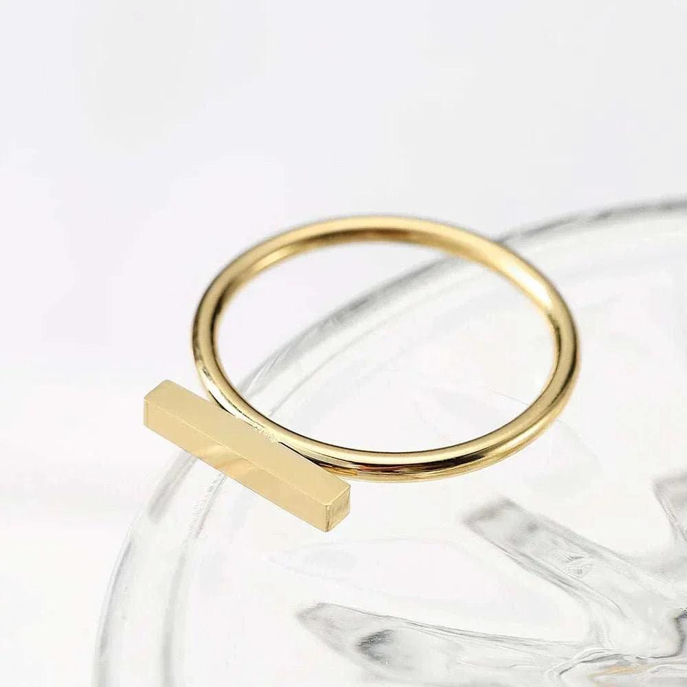 This Minimaliset Punk Stainless-Steel Ring is a sleek and stylish addition to any jewelry collection. Made from high-quality stainless steel, it is durable and resis