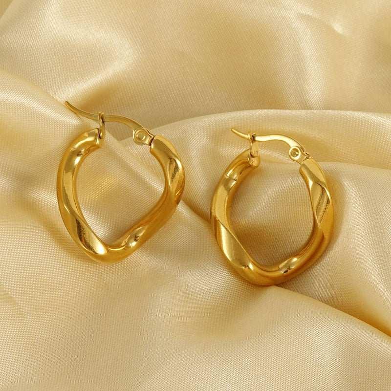 elegant irregular gold earrings – unique design
