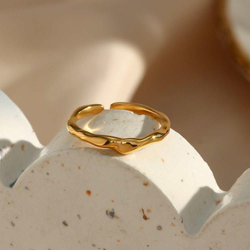Light Geometric Bamboo Design Ring