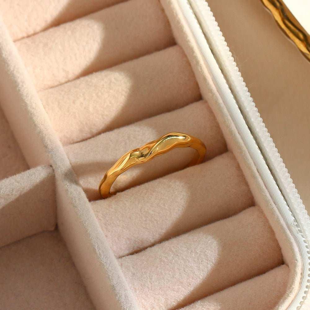 Light Geometric Bamboo Design Ring