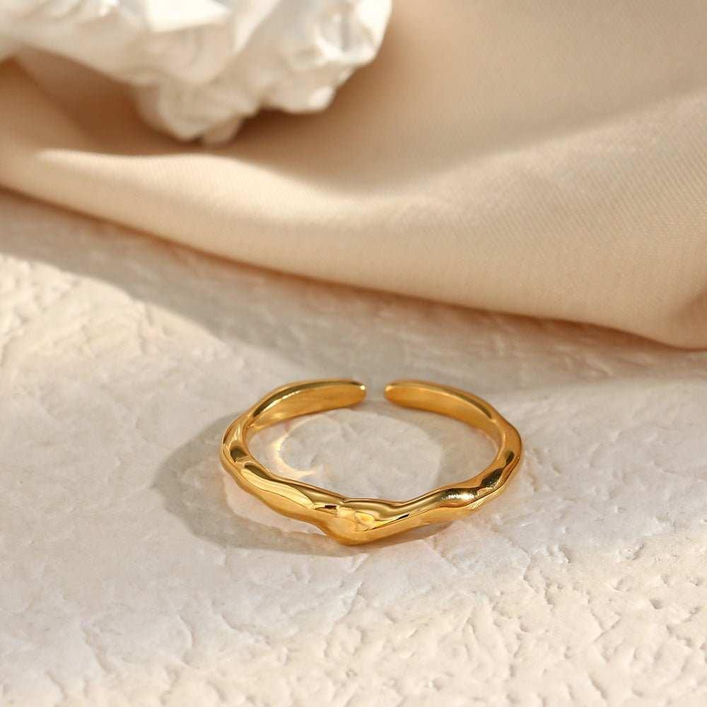 Light Geometric Bamboo Design Ring