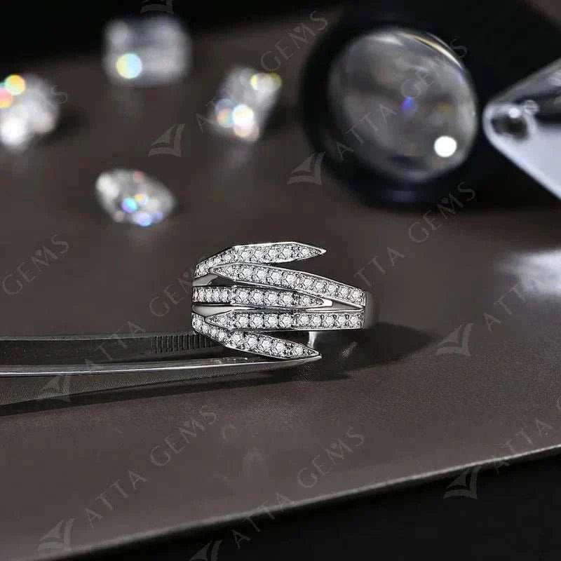 luxury moissanite engagement ring in S925 silver with brilliant VVS1 Moissanite centerpiece