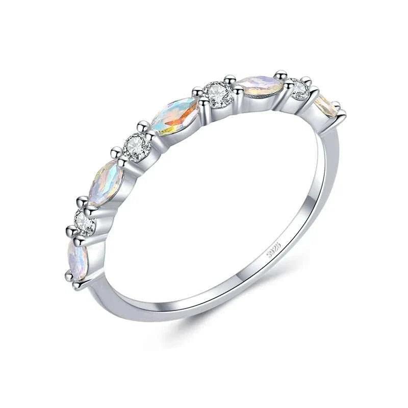 These elegant Moonstone Stackable Rings are perfect for adding a touch of sophistication to any outfit. With a stunning moonstone centerpiece and a delicate stackabl